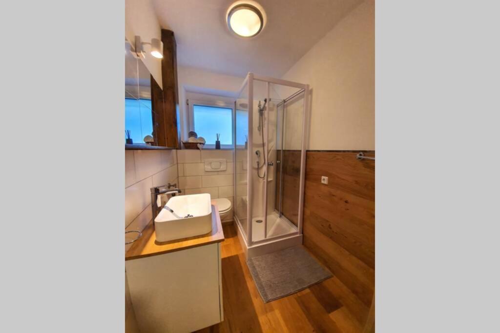 Tiny Kozma Apartment โบเดนสดอร์ฟ ภายนอก รูปภาพ