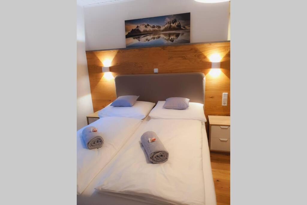 Tiny Kozma Apartment โบเดนสดอร์ฟ ภายนอก รูปภาพ